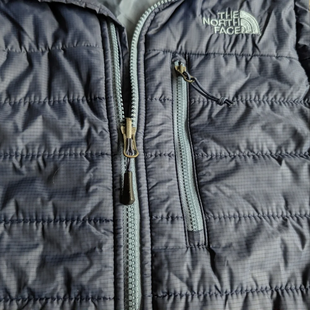 The North Face Men's Promaloft‎ Insulated Men's Vest Size Small Blue
